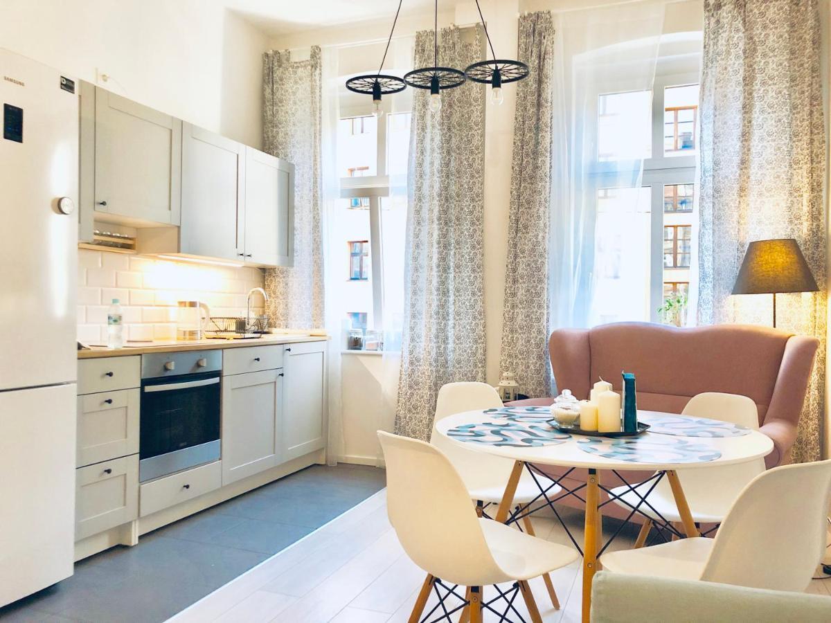 Ferienwohnung Apartament Delux 2 Legnica Ul. Kominka 16 Exterior foto