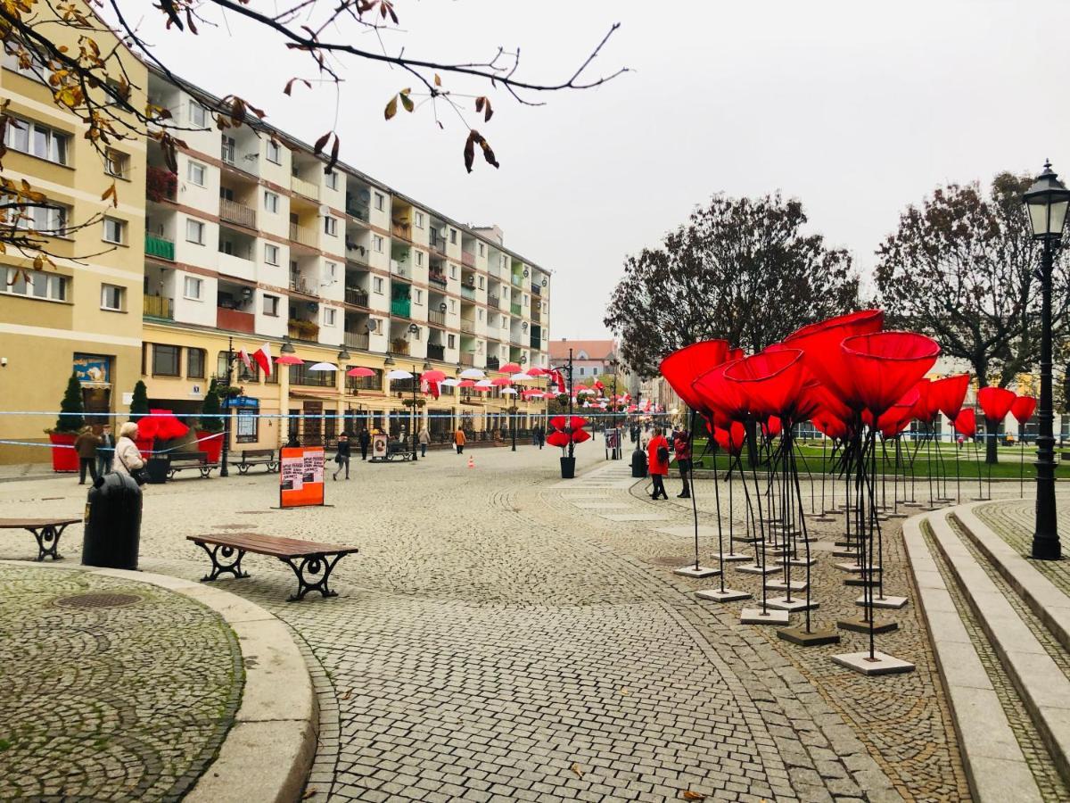 Ferienwohnung Apartament Delux 2 Legnica Ul. Kominka 16 Exterior foto